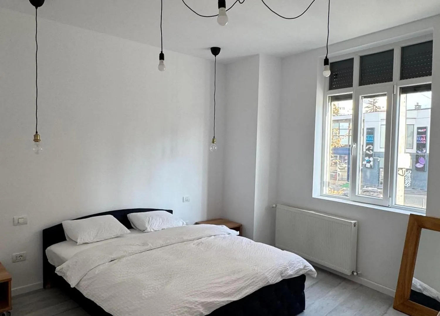 Grafitti Apartment By News Apartments ブカレスト